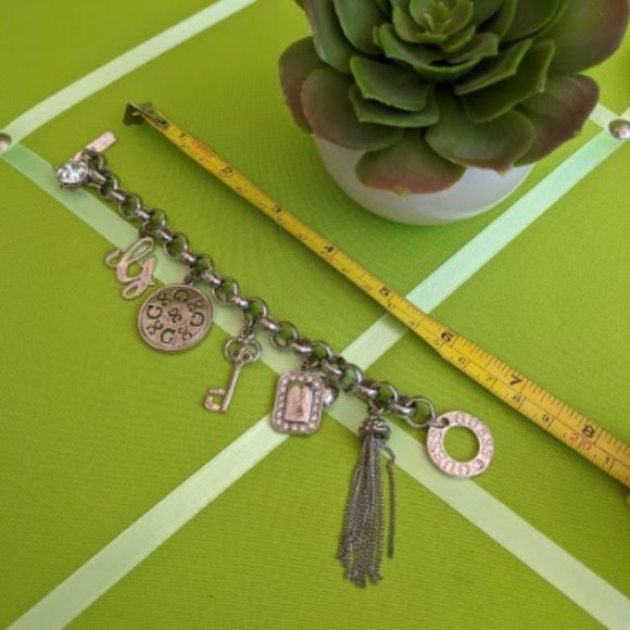Guess G Charm + Crystal Toggle Bracelet Silvertone - Picture 4 of 4